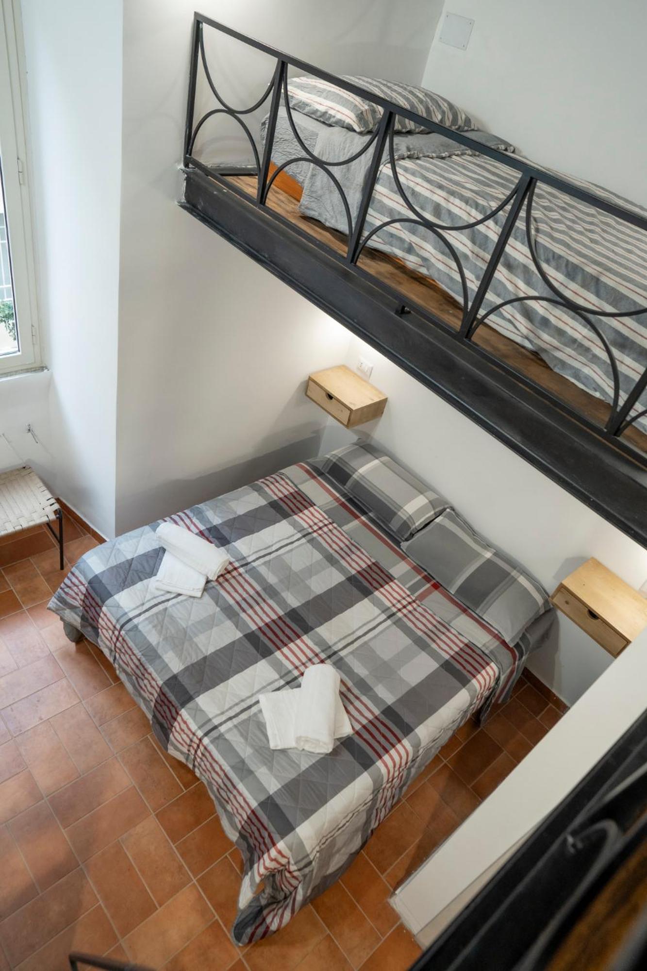 Home Domus Capocci - Rione Monti Roma Exterior foto