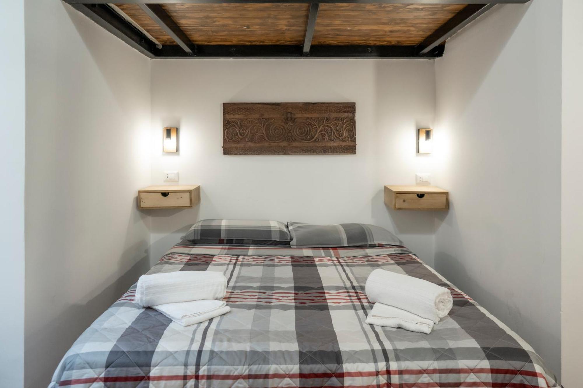 Home Domus Capocci - Rione Monti Roma Exterior foto