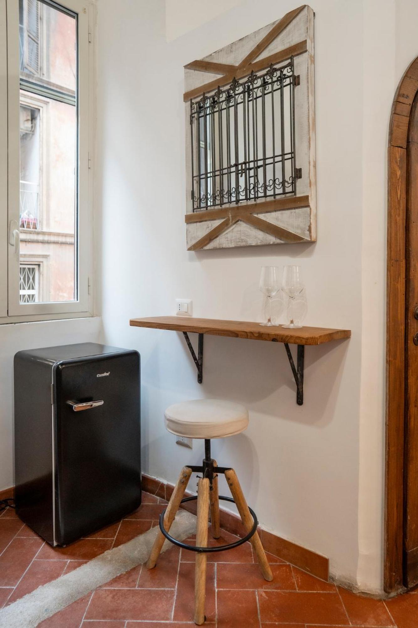 Home Domus Capocci - Rione Monti Roma Exterior foto