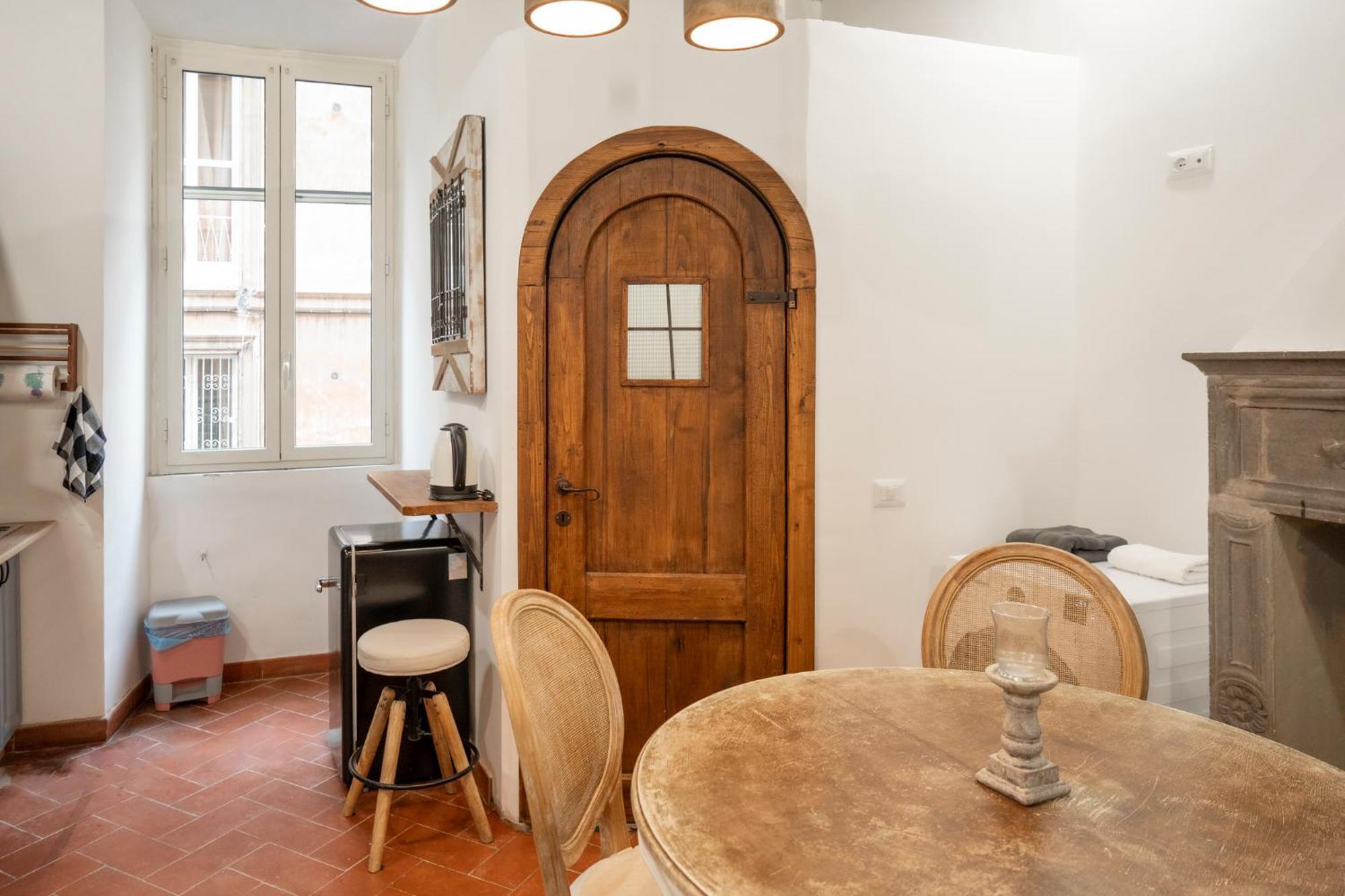 Home Domus Capocci - Rione Monti Roma Exterior foto